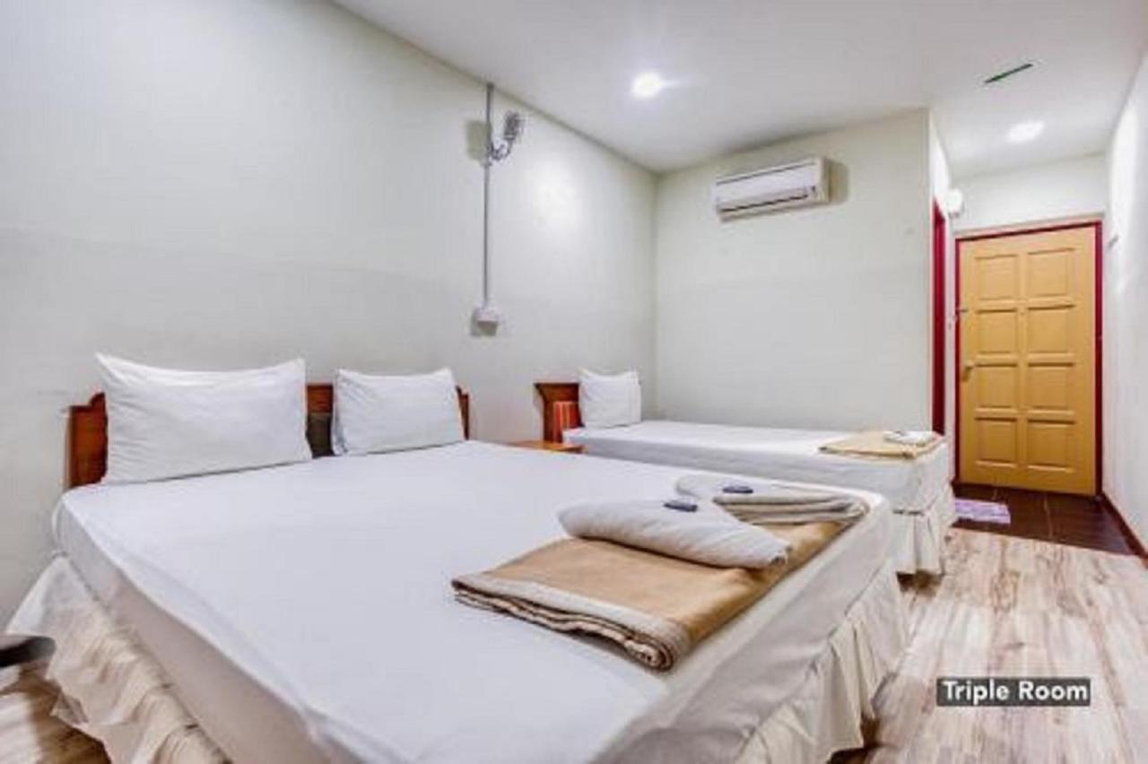 Hotel Sri Malim Танджунг-Малим Экстерьер фото