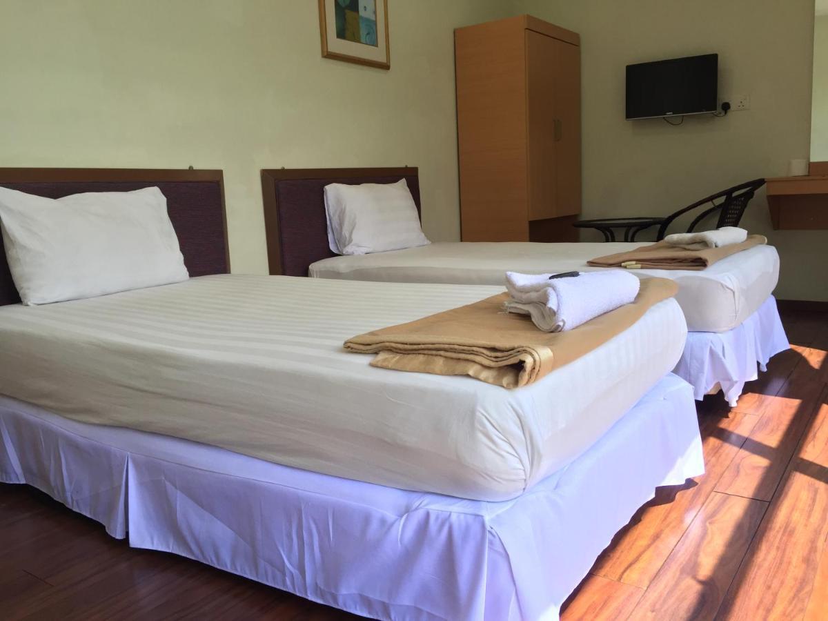 Hotel Sri Malim Танджунг-Малим Экстерьер фото