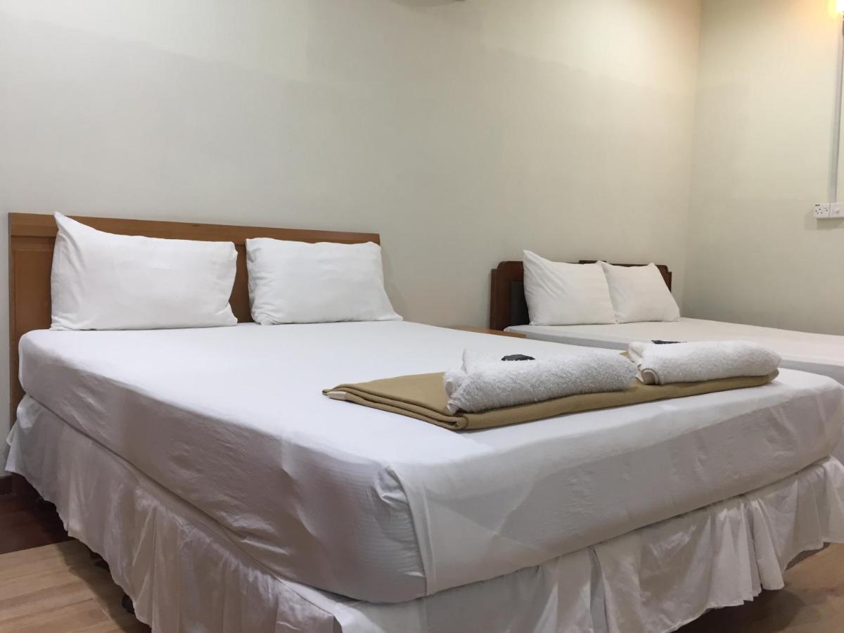 Hotel Sri Malim Танджунг-Малим Экстерьер фото
